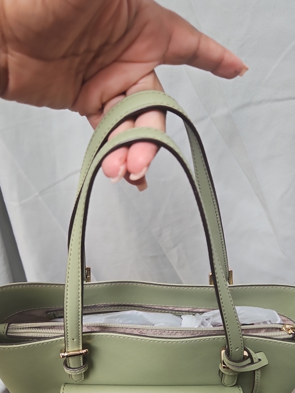Michael Kors Mint Green Saffiano Leather Jet TOTE NWOT - Picture 4 of 10